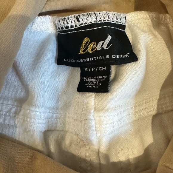 Sold! - Picture 9 of 12